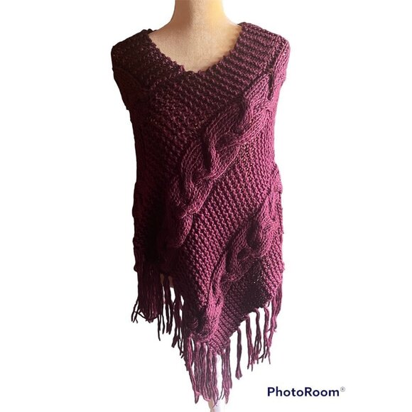 Soft Chunky Woven Poncho, Medium - Picture 2 of 3